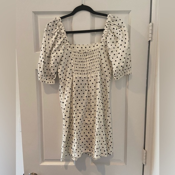 NWT Farm Rio 100% Linen Black & White Polka Dot Puff Sleeve Smocked Back Dress - Picture 6 of 10